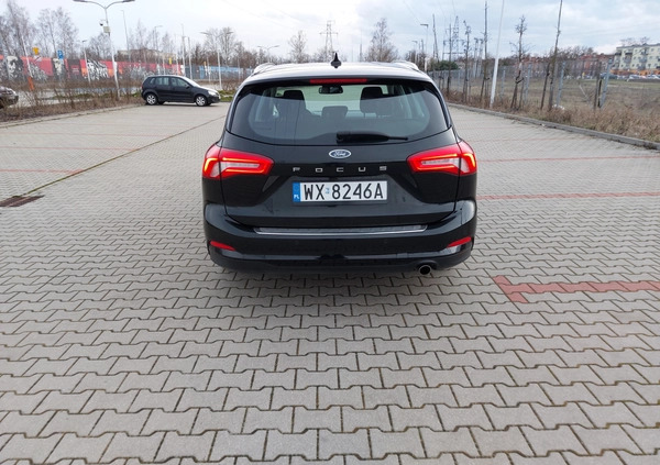 Ford Focus cena 55800 przebieg: 149000, rok produkcji 2019 z Legionowo małe 254